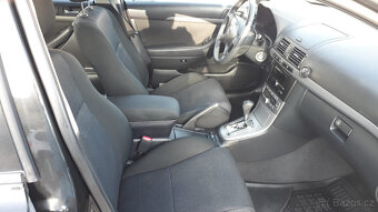 Prodám Toyota Avensis T25 FL kombi. - 10