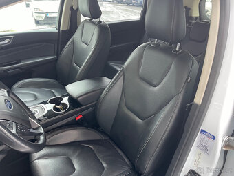 Ford S-MAX 2,0 TDCi LED Titanium AT 7míst - 10