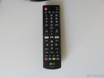 MALÁ LCD TV LG - 22" - 55cm - 10
