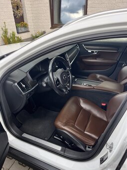 V90 CC - 10