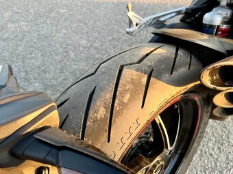 MV AGUSTA BRUTALE 800RR - 10