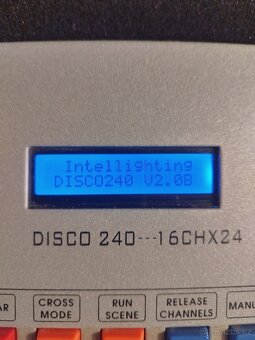 DMX programovatelný světelný ovládací pult Disco 240 - 10
