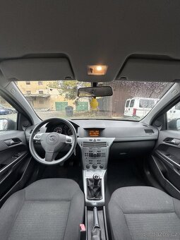 Opel Astra - 10