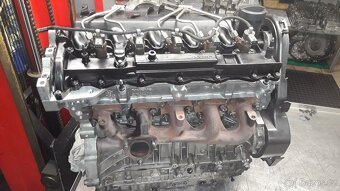 Volvo hlava motoru D5  120, 136,151, 158 kw - 10