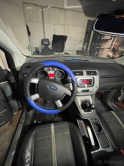 Ford Kuga 2.0 TDCi 103kw 4x4 - 10