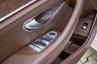 Mercedes-Benz E trieda Sedan 300 de 143 kw - AJ NA SPLÁTKY - 10