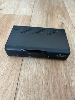 TV LCD SONY KDL - 32R424A + SET TOP BOX ALMA 2820 - 10