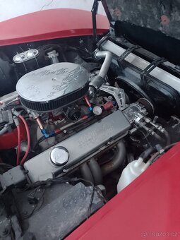 Chevrolet Corvette C3 CABRIO - 10