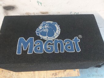 prodám suboowfer zn magnát - 10