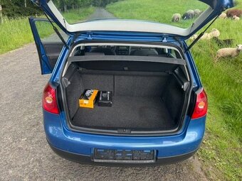 Volkswagen Golf - 10