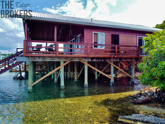 Waterfront Home with Boat Calabash Point, Roatan - 10