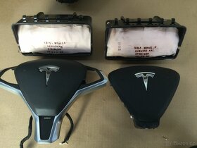Tesla Y,3,S díly - 10