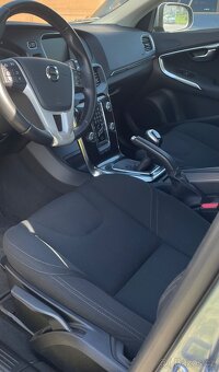 Volvo V40 , 2,0 TDI, 120 PS ,r.v.2016 - 10