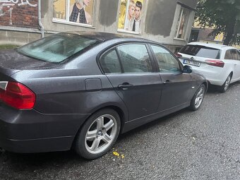 E90 318i - 10
