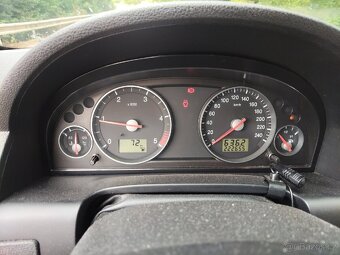 Ford mondeo mk3 2.0 TDCi 96kw - 10