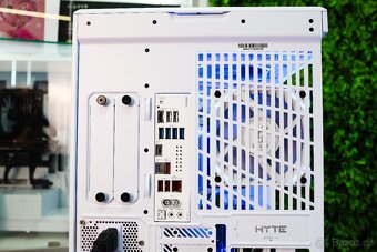 Herní PC - Ryzen 9 9950X3D / 64GB / 2TB / RTX 5090 32GB - 10