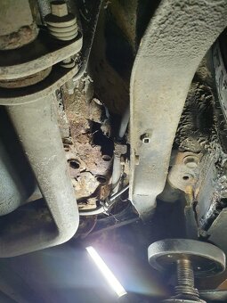 HONDA CIVIC 4D EK3 - 10