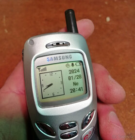 Samsung R210 (2001) + C300 (2006) - 10