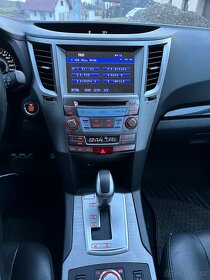 Subaru Legacy 2,5 GT - 10
