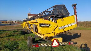 Kombajn New Holland CX860 - 10