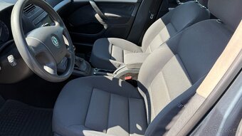 Škoda Octavia II 1.6 FSI 85kW - 10