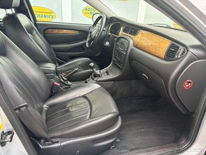 Prodám Jaguar X-Type 3.0 4X4 - 10