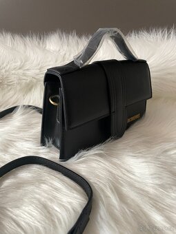 Kabelka Jacquemus Le Grand Bambino - 10
