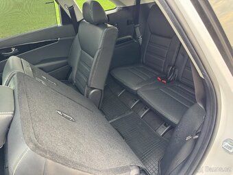 Kia Sorento 2.2 CRDi GT-Line, Panorama, 7míst, záruka, DPH - 10