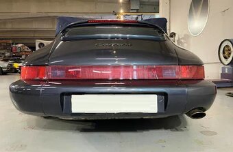 Porsche 964 Carrera 4 - 10