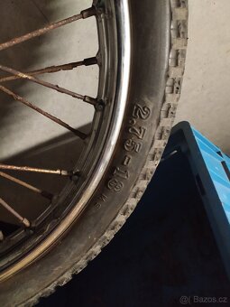 Původní kola včetně brzdových štítu ČZ - 10