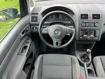 VW TOURAN 2010 77KW 6st.MANUAL/TAZNE/VYBAVA - 10