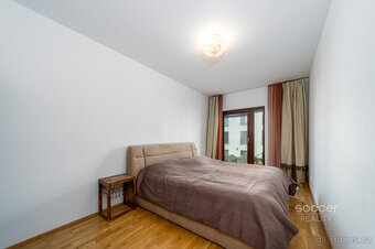 Prodej bytu 4+kk/sklep/garážové stání/balkon, 104m2, ul. Nep - 10