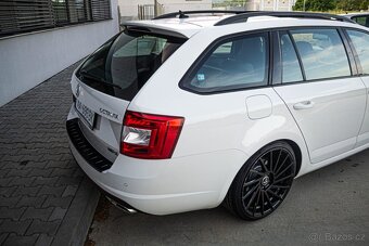 Škoda Octavia Combi 2.0 TDI DPF RS DSG - 10
