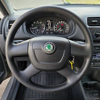 Škoda Fabia 1.4 16V, 52 200km, 1. MAJITEL - 10