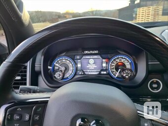 RAM 1500 5,7 V8 Limited Night Edition - 10