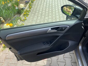 Volkswagen Golf kombi 1.6 TDI 81 KW r.v.2015, Manuál - 10