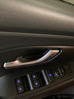 Prodám Hyundai I30 fastback - 10
