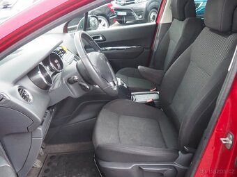2011 Peugeot 5008 1.6i 115kW 7míst - 10