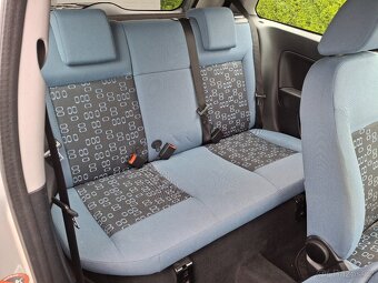 Ford Fiesta - 10