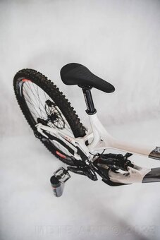 Commencal Supreme DH 29 TEAM 2021 - 10