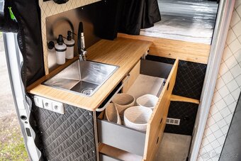 Mercedes Sprinter 2021, CAMPER přestavba, 26 000 km, DPH - 10