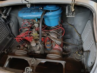 Tatra 603 - 10