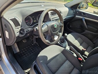 Skoda Octavia Combi 1,6 TDi 77 kW - 10