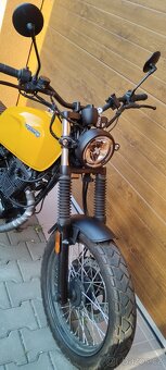 Motorka Brixton Cromwell 125 (2024, 1550 Km) - 10