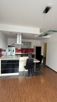 Pronájem bytu 2+kk/B, 52m², ul. Podkovářská, Praha 9 - Nová  - 10
