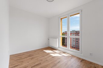 Prostorný a světlý byt 3+kk po rekonstrukci - 10