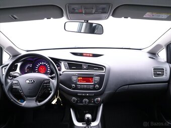 Kia Ceed 1,6 GDi 99kW Comfort Plus CZ (2017) - 10