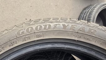 Celoroční pneu 225/45/17 Good Year - 10