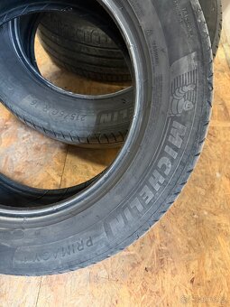 Prodám pneu Michelin 215/60r16 - 10