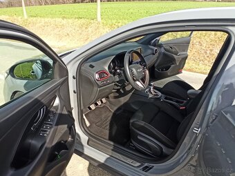 Hyundai i30N Fastback Performance - 10